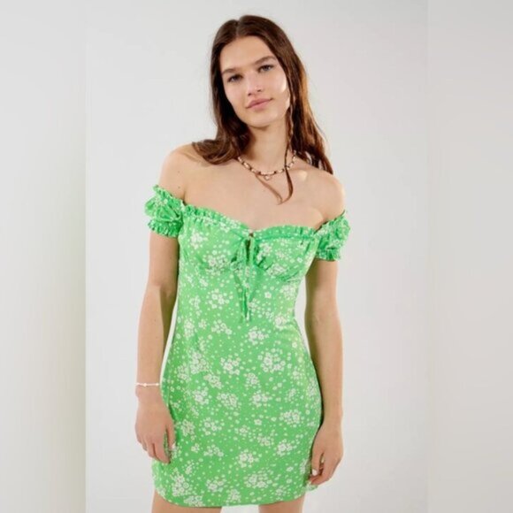 Urban Outfitters x Glamorous Floral Off the Shoulder Mini Dress New Large Green - Picture 3 of 9